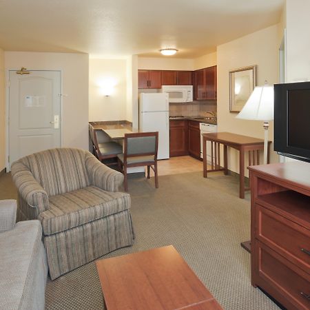 Staybridge Suites Sacramento Airport Natomas, An Ihg Hotel Habitación foto